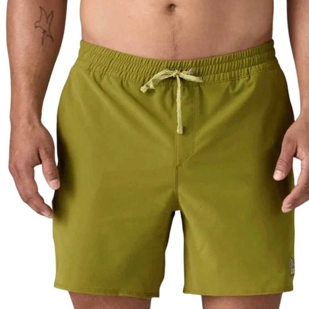 Patagonia Mens Hydropeak Volley‎ Shorts 16 in Graze Green Medium New With Tags